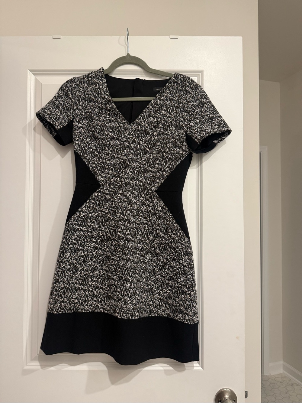 Banana Republic Black and White Textured V-Neck Dress